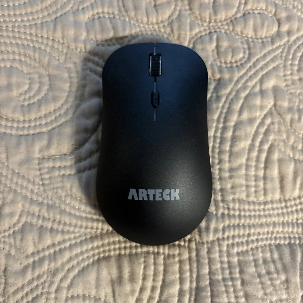 Arteck Slim Wireless Keyboard HW086 & Mouse MW162 Bundle, Rechargeable